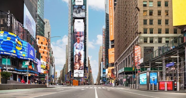 street view of Times Square in New York City