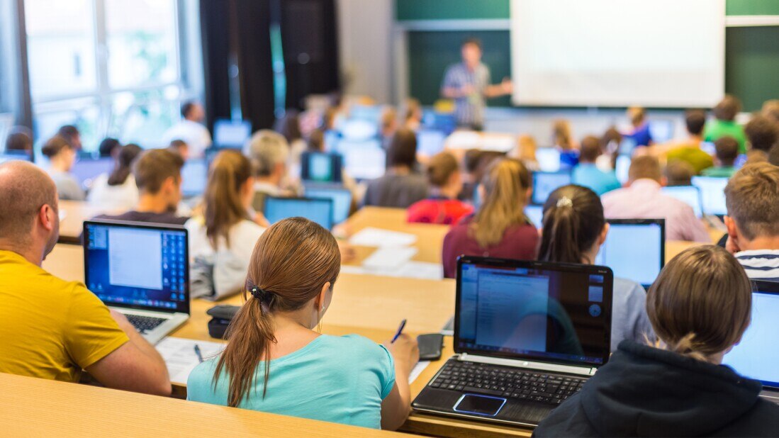 higher_education_classroom