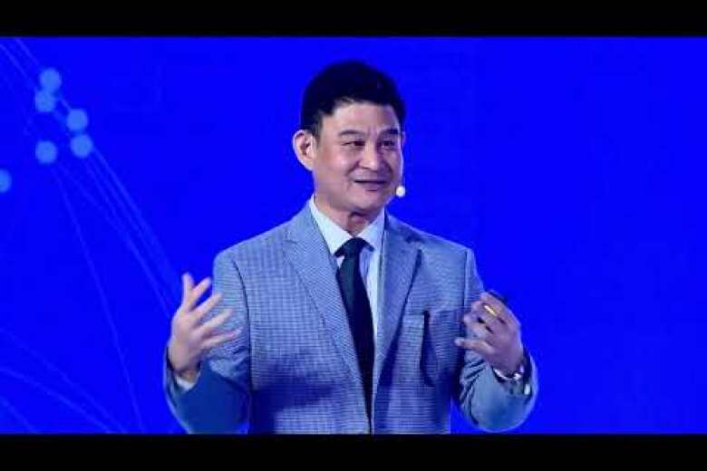 Leading Digital Transformation