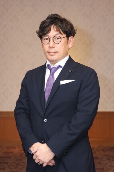 Prof. Morikawa of Fujita Academy_宣材写真.jpg