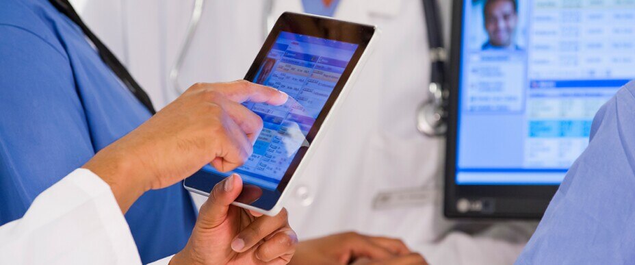 Leo Exter: “We moeten niet wachten tot het systeem ons inhaalt – we moeten nu iets doen”