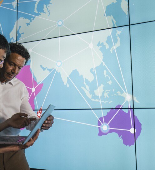 Discussing Ideas Against an Interactive Information Wall