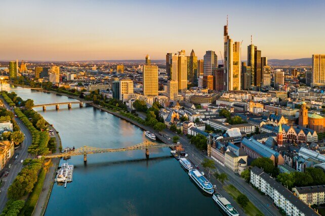Background Image Frankfurt Sky view | InterSystems DACH Symposium 2024