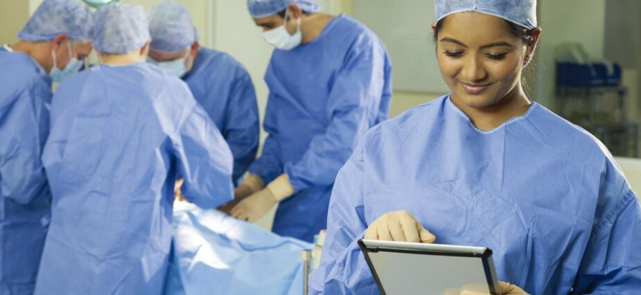 Healthix InterSystems - real time alert story brochure image