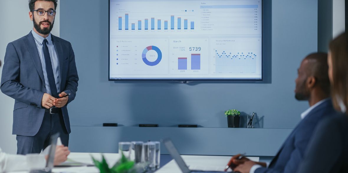 Meeting presenting analytics